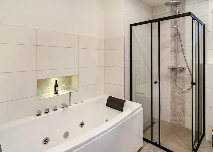 Daire Wellenrauschen - Whirlpool Badewanne - Terrasse - Ruhig Gelegen Wilhelmshaven